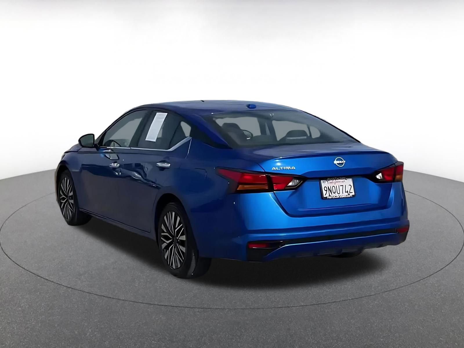 Thumbnail: 2025 Nissan Altima - 11