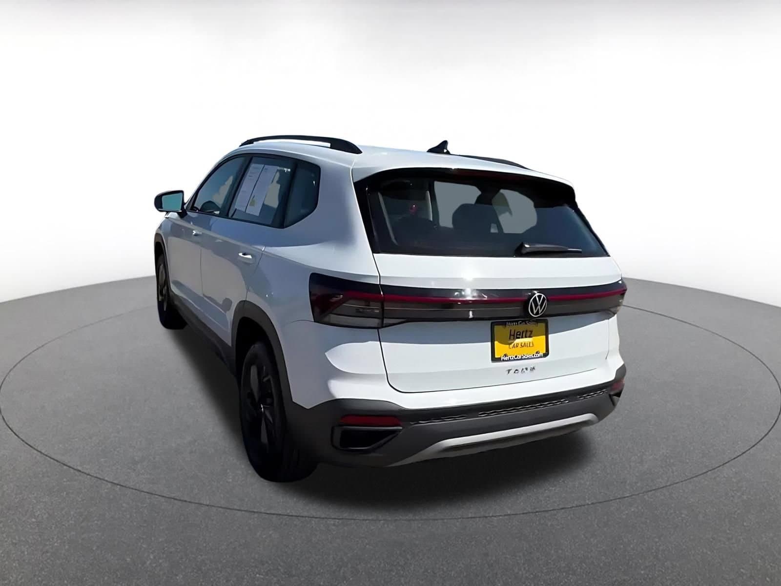 Thumbnail: 2026 Volkswagen Taos - 12