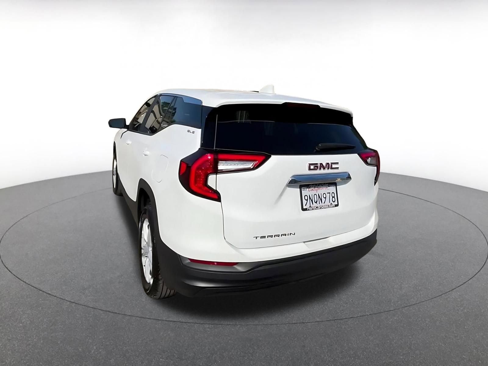 Thumbnail: 2024 GMC Terrain - 11