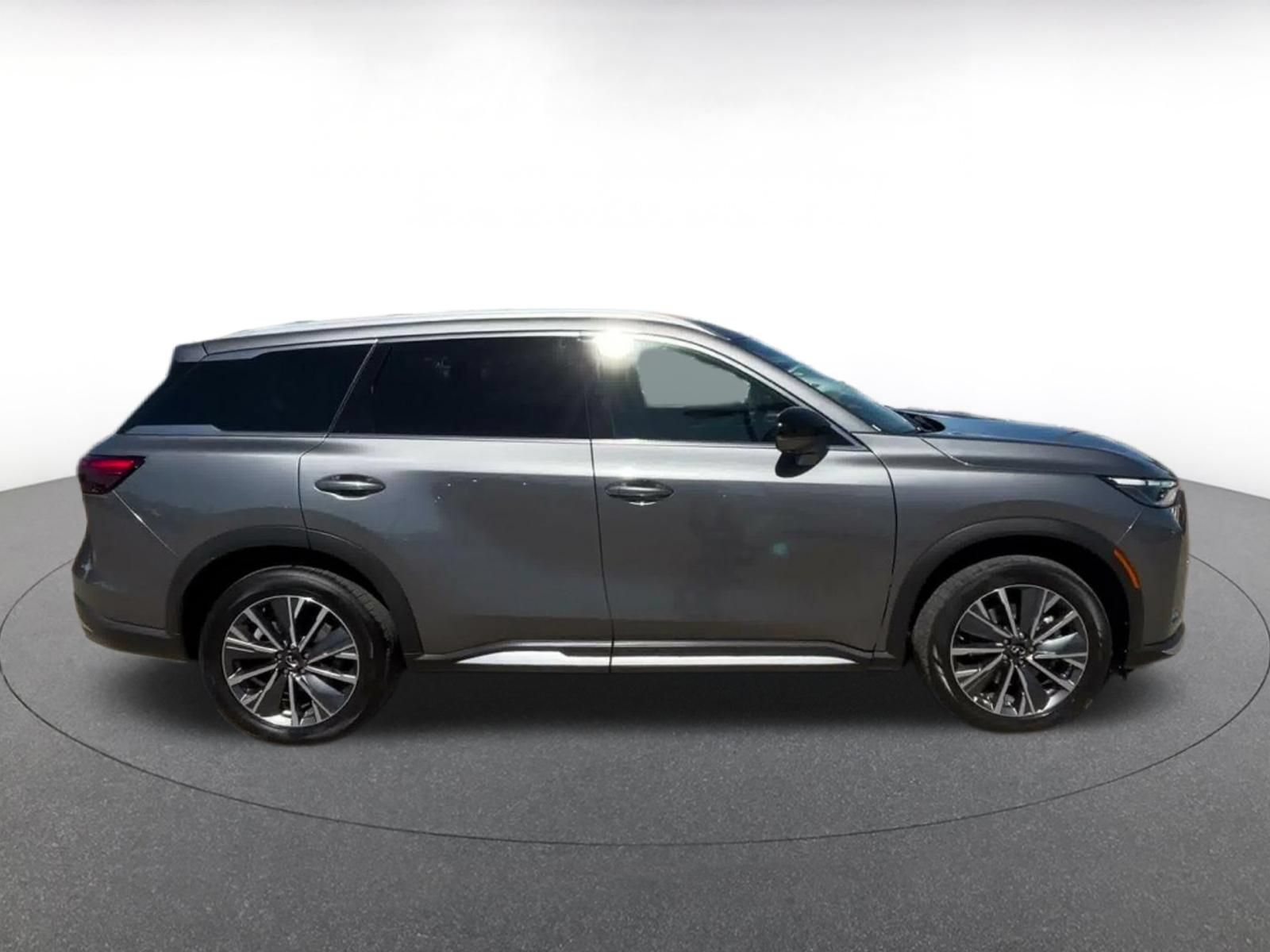 Thumbnail: 2026 INFINITI QX60 - 15