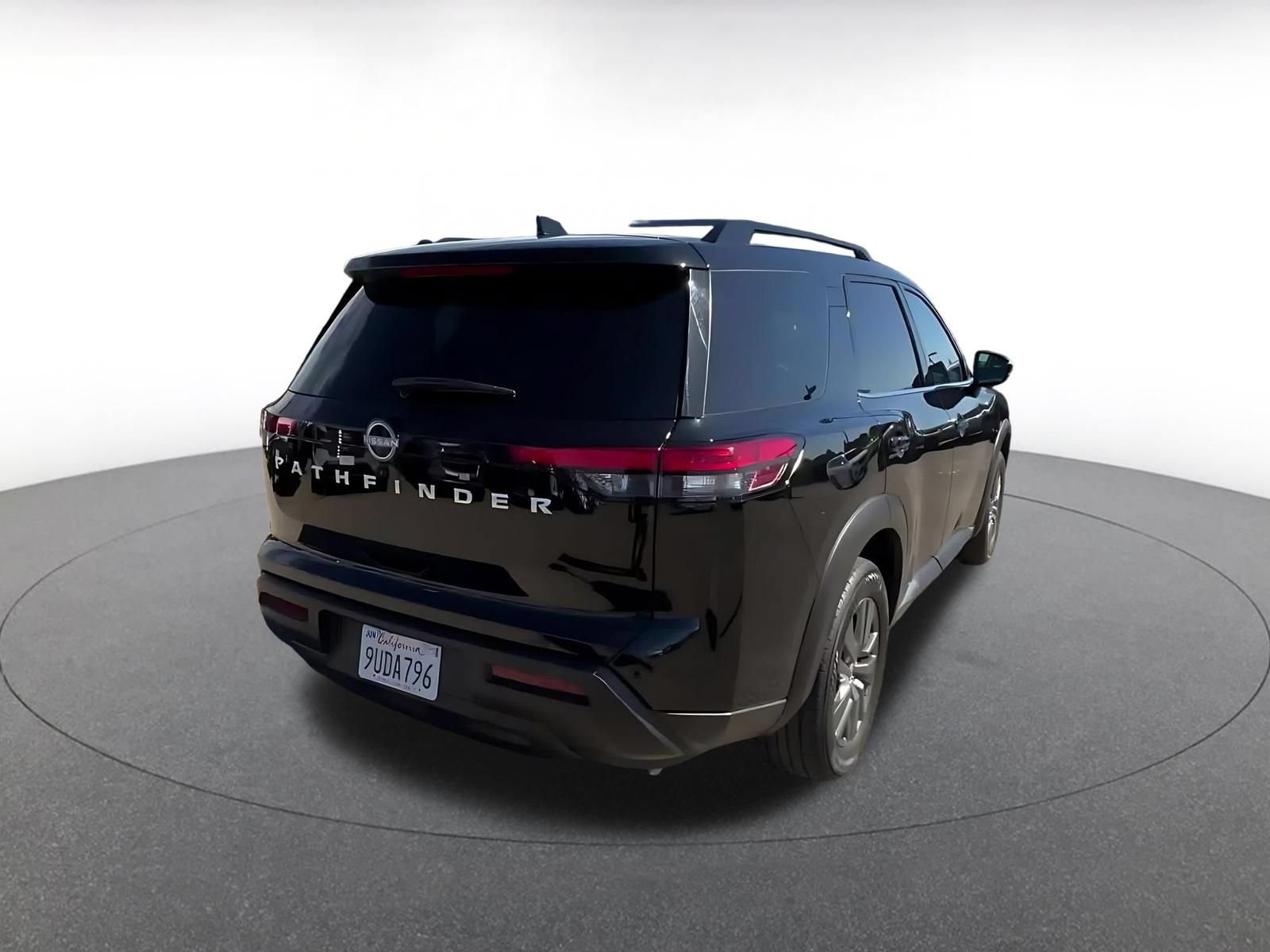 Thumbnail: 2025 Nissan Pathfinder - 14
