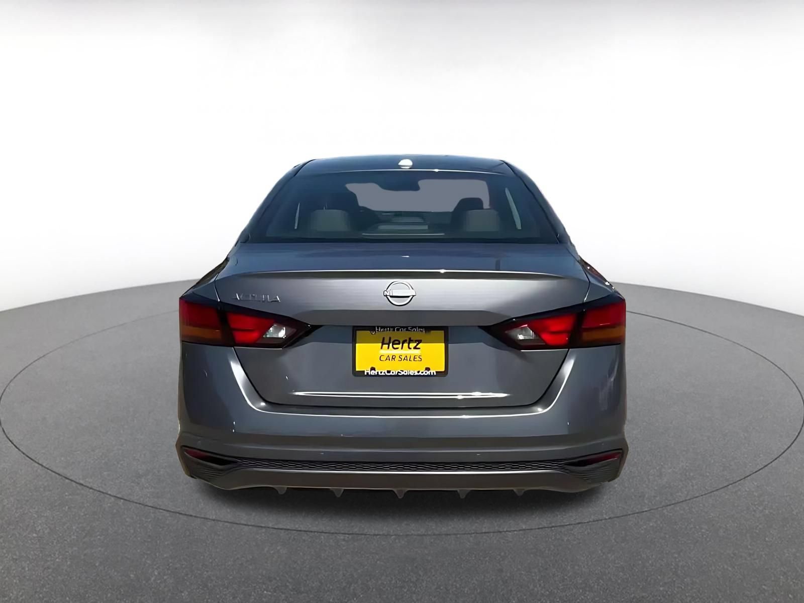 Thumbnail: 2025 Nissan Altima - 10