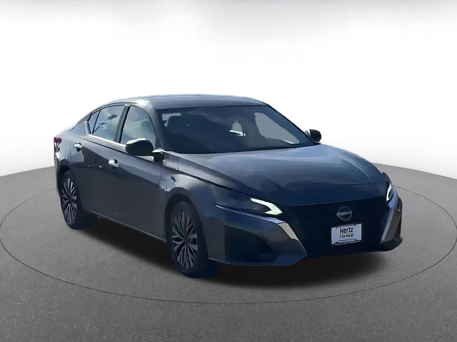 Thumbnail: 2025 Nissan Altima - 2