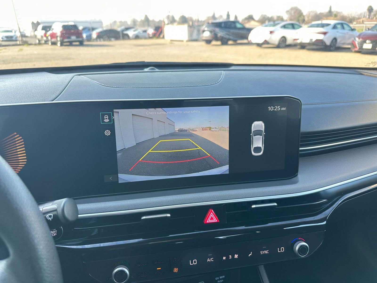 Thumbnail: 2025 Kia K5 - 17