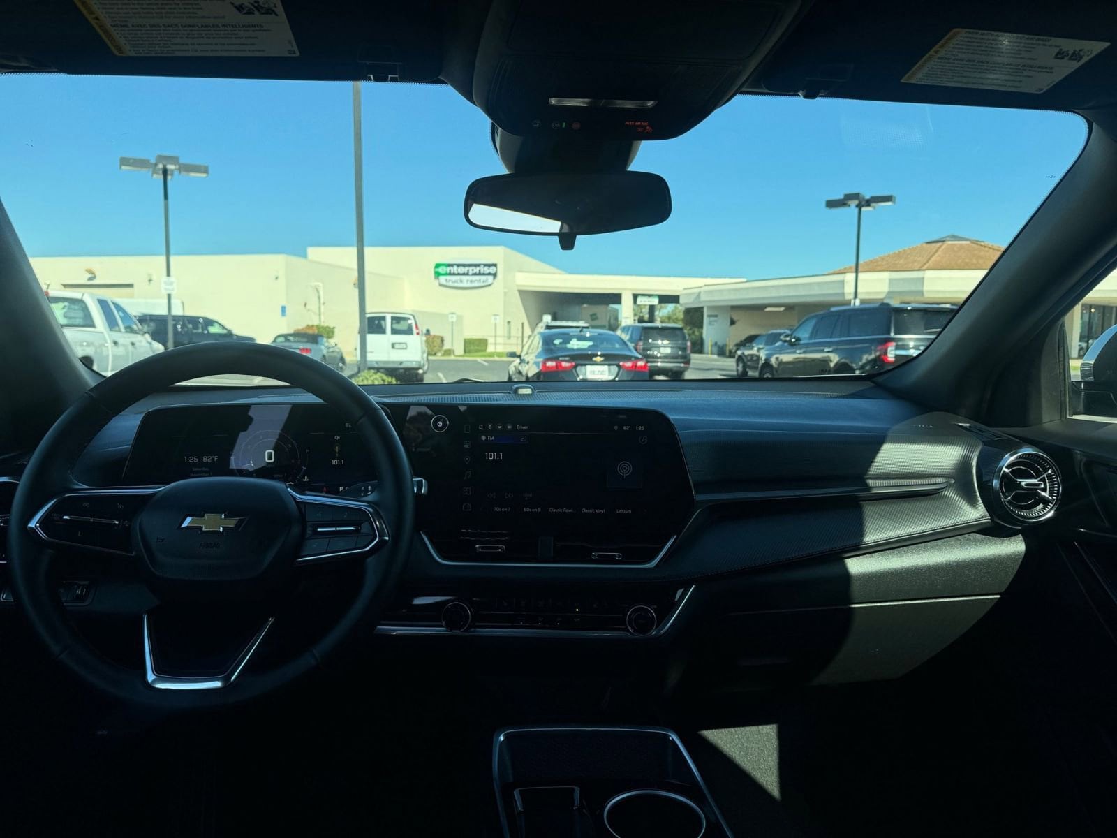 Thumbnail: 2025 Chevrolet Equinox - 33