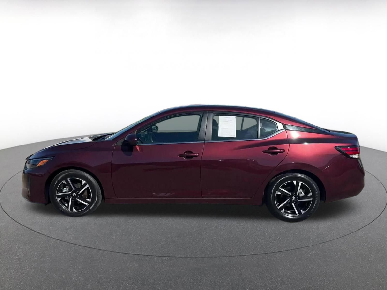 Thumbnail: 2025 Nissan Sentra - 9