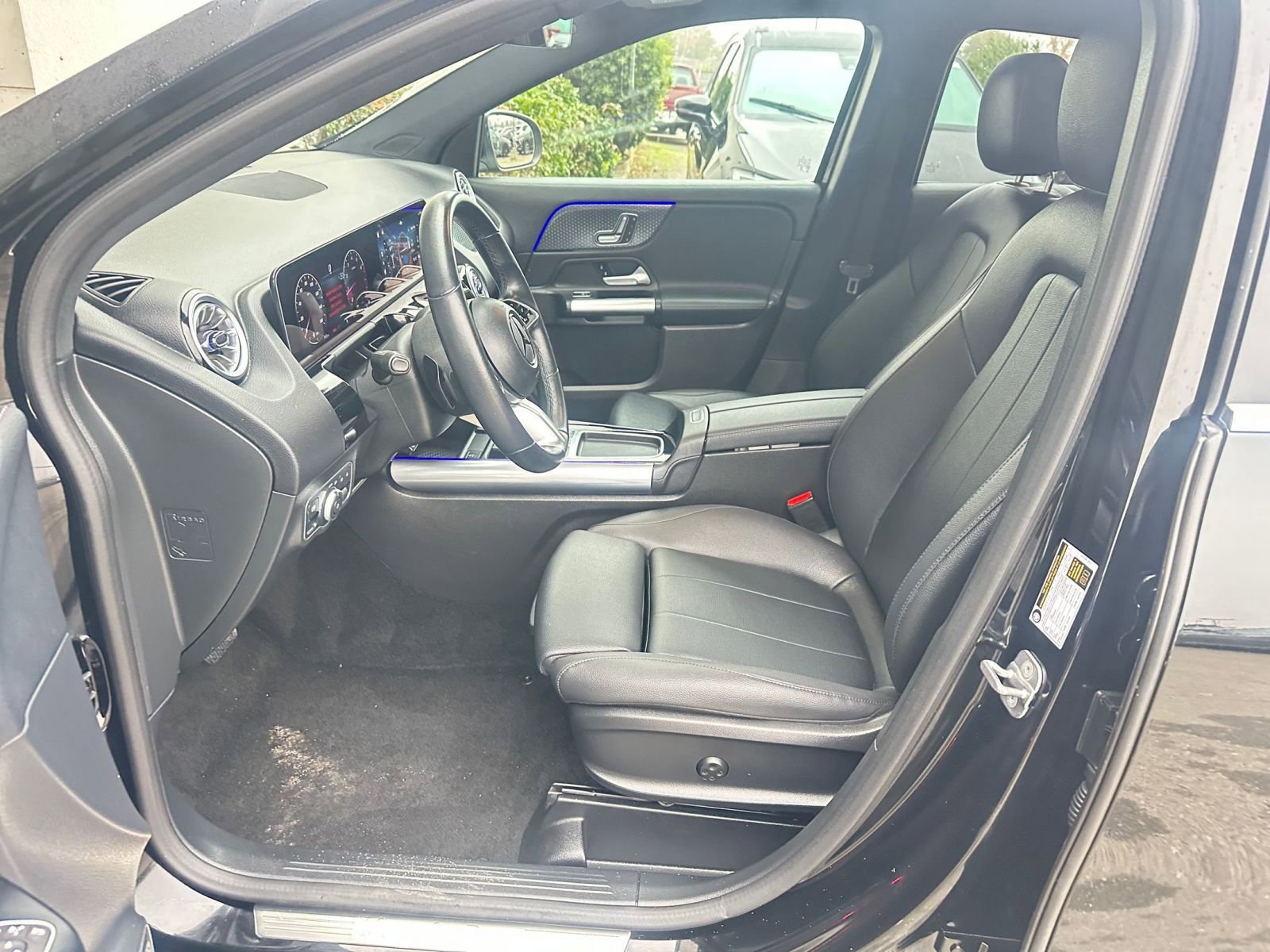 Thumbnail: 2025 Mercedes-Benz GLA - 27