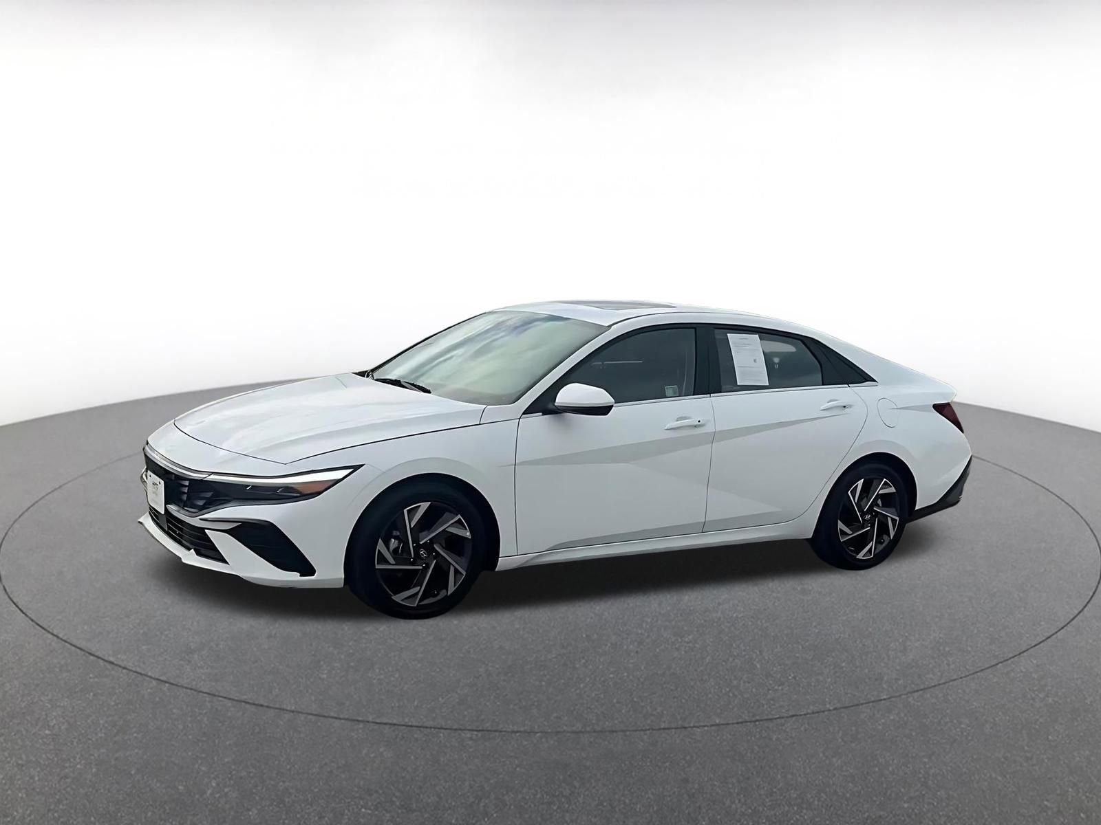 Thumbnail: 2025 Hyundai Elantra - 8