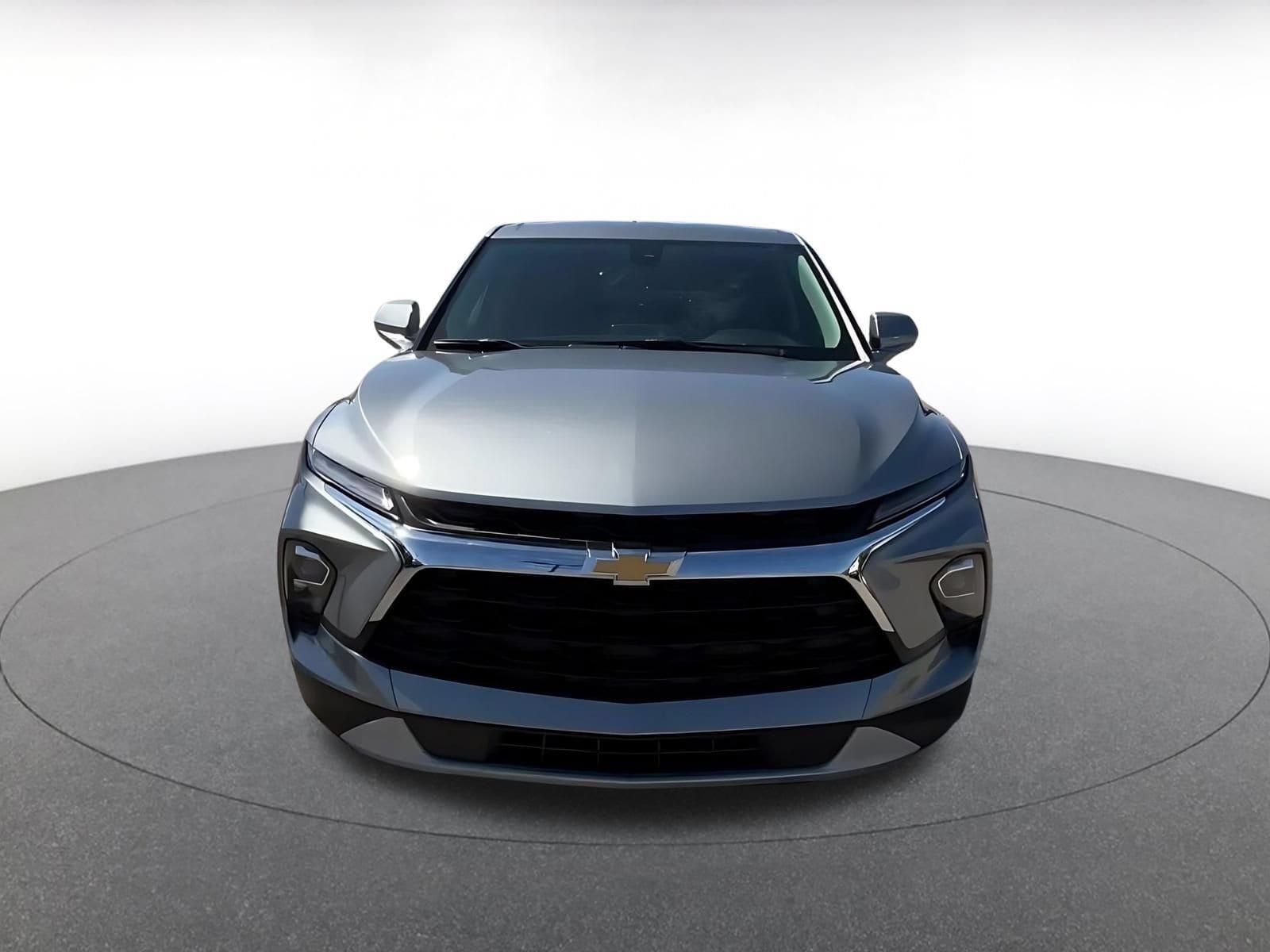 Thumbnail: 2025 Chevrolet Blazer - 4