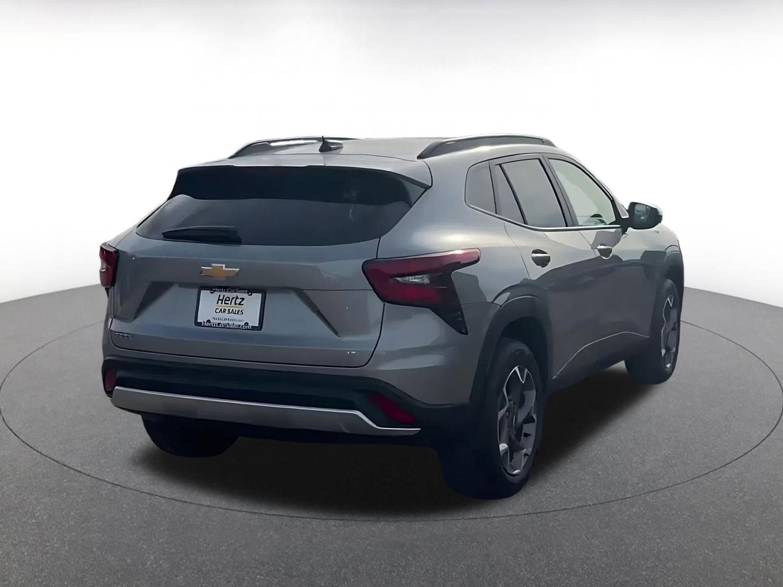 Thumbnail: 2025 Chevrolet Trax - 14