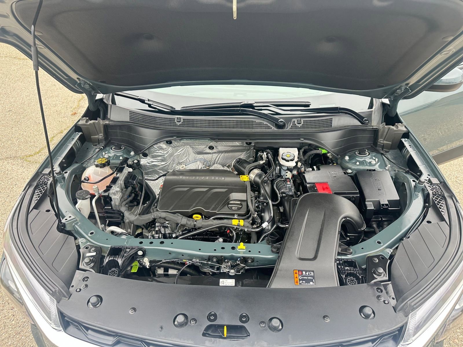 Thumbnail: 2025 Chevrolet Trax - 33