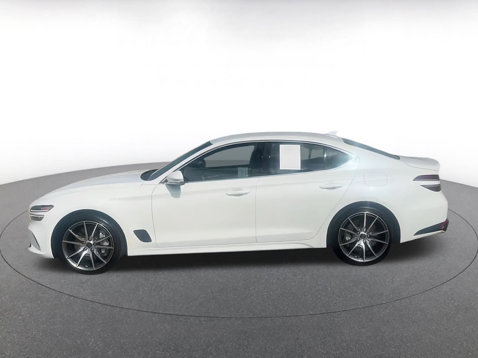 Thumbnail: 2025 Genesis G70 - 10