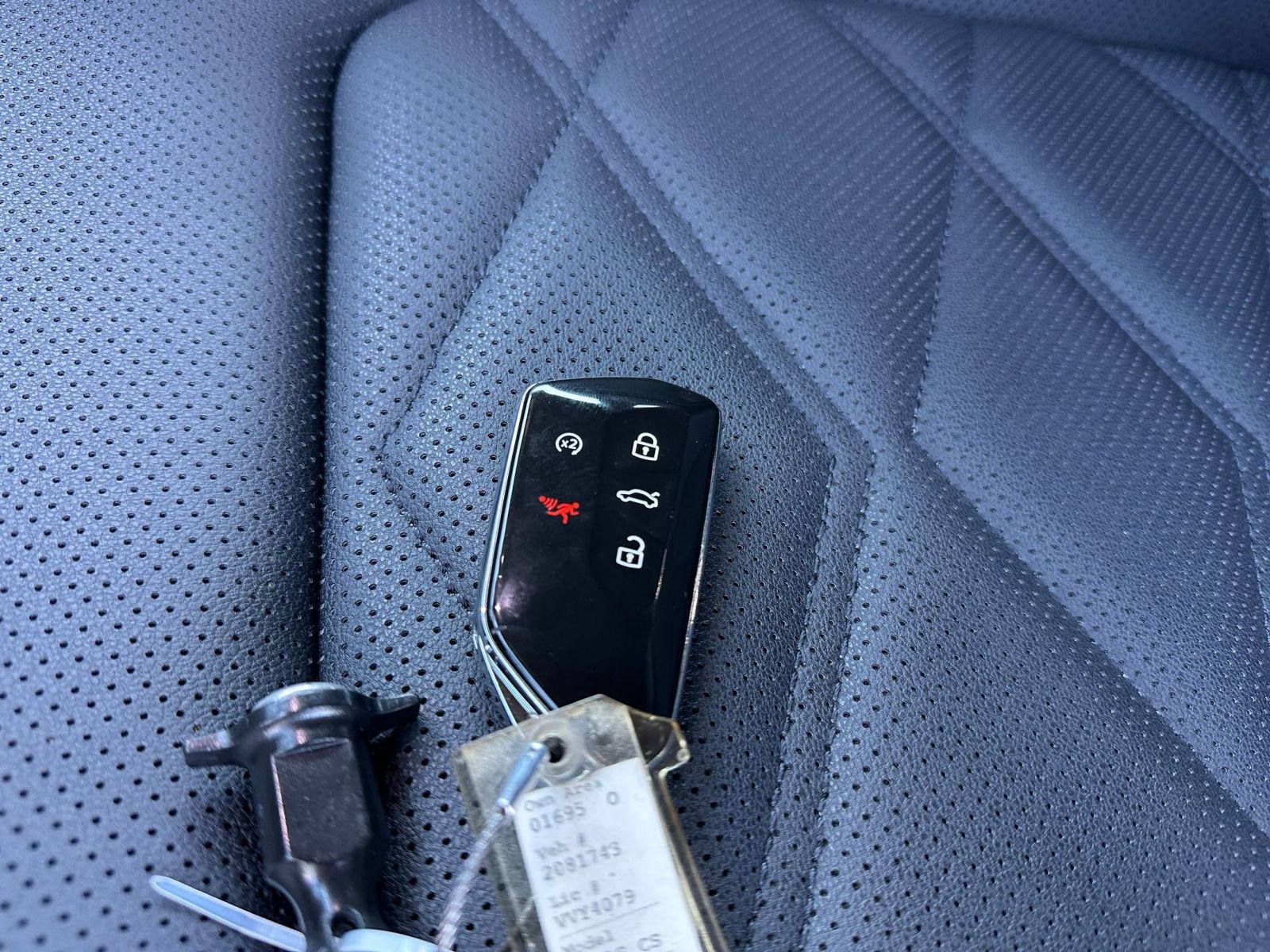 Thumbnail: 2025 Volkswagen Atlas - 27