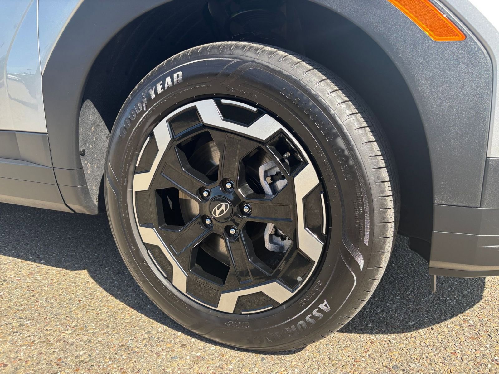 Thumbnail: 2025 Hyundai Santa Fe - 32