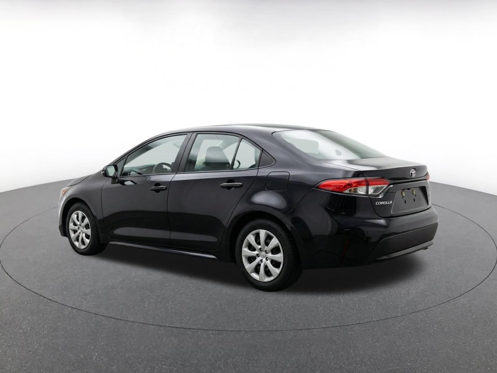 Thumbnail: 2025 Toyota Corolla - 5
