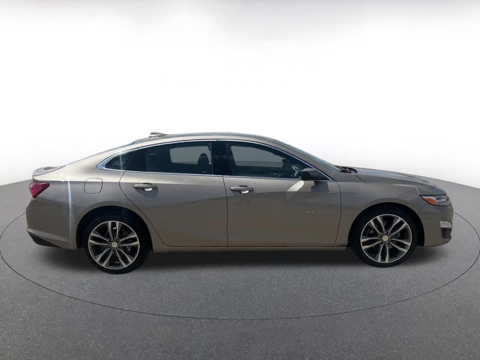 Thumbnail: 2024 Chevrolet Malibu - 16