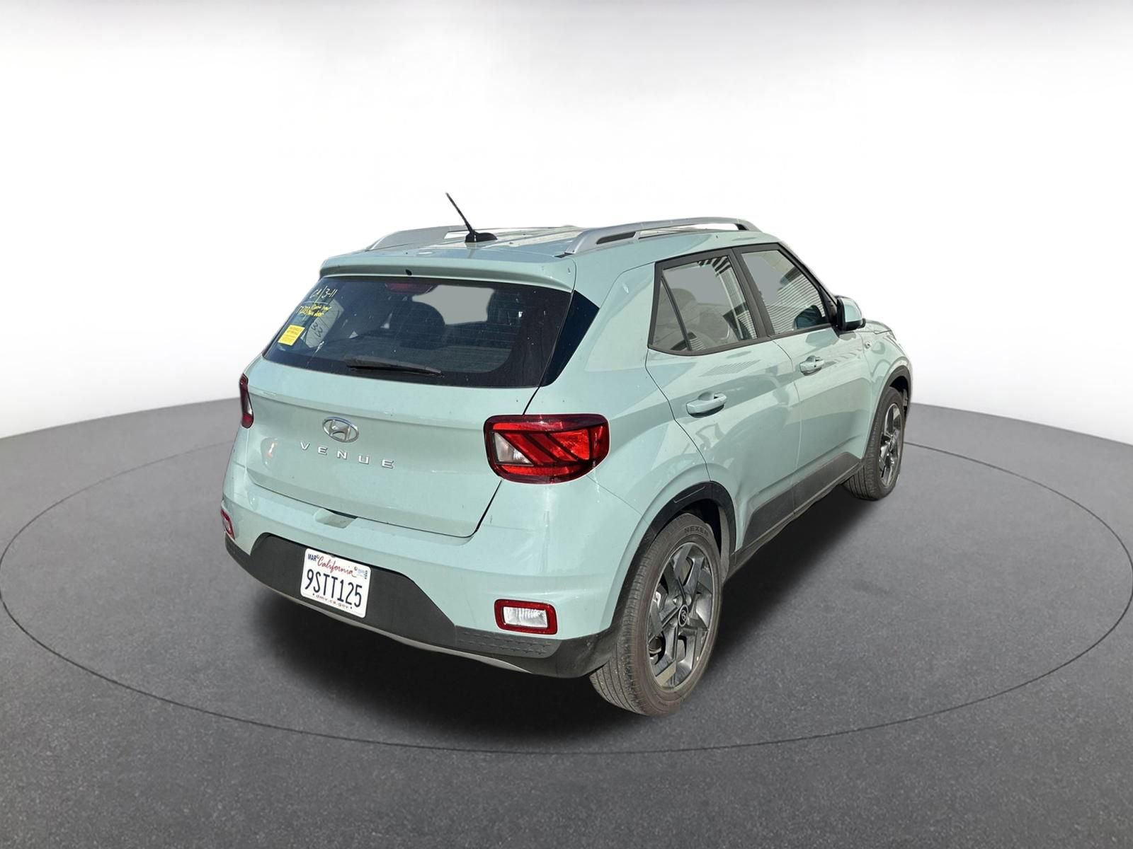 Thumbnail: 2025 Hyundai Venue - 5