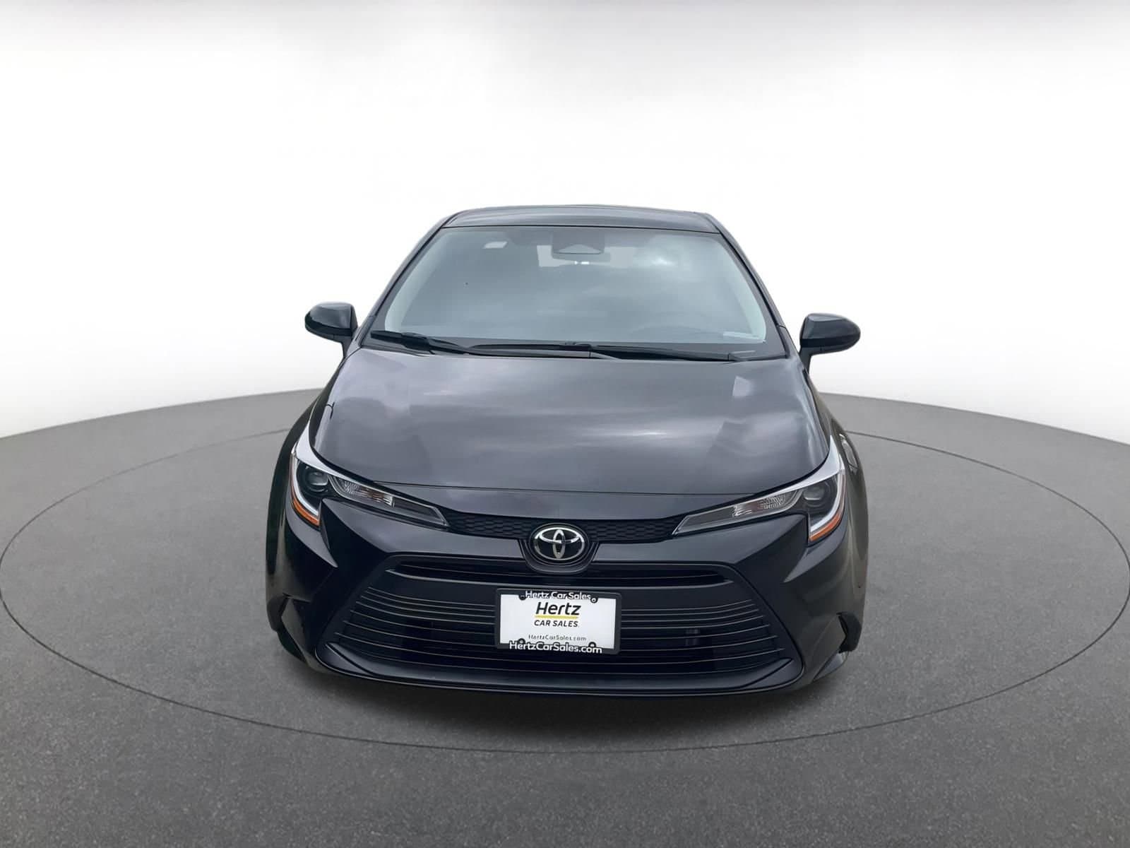 Thumbnail: 2025 Toyota Corolla - 4