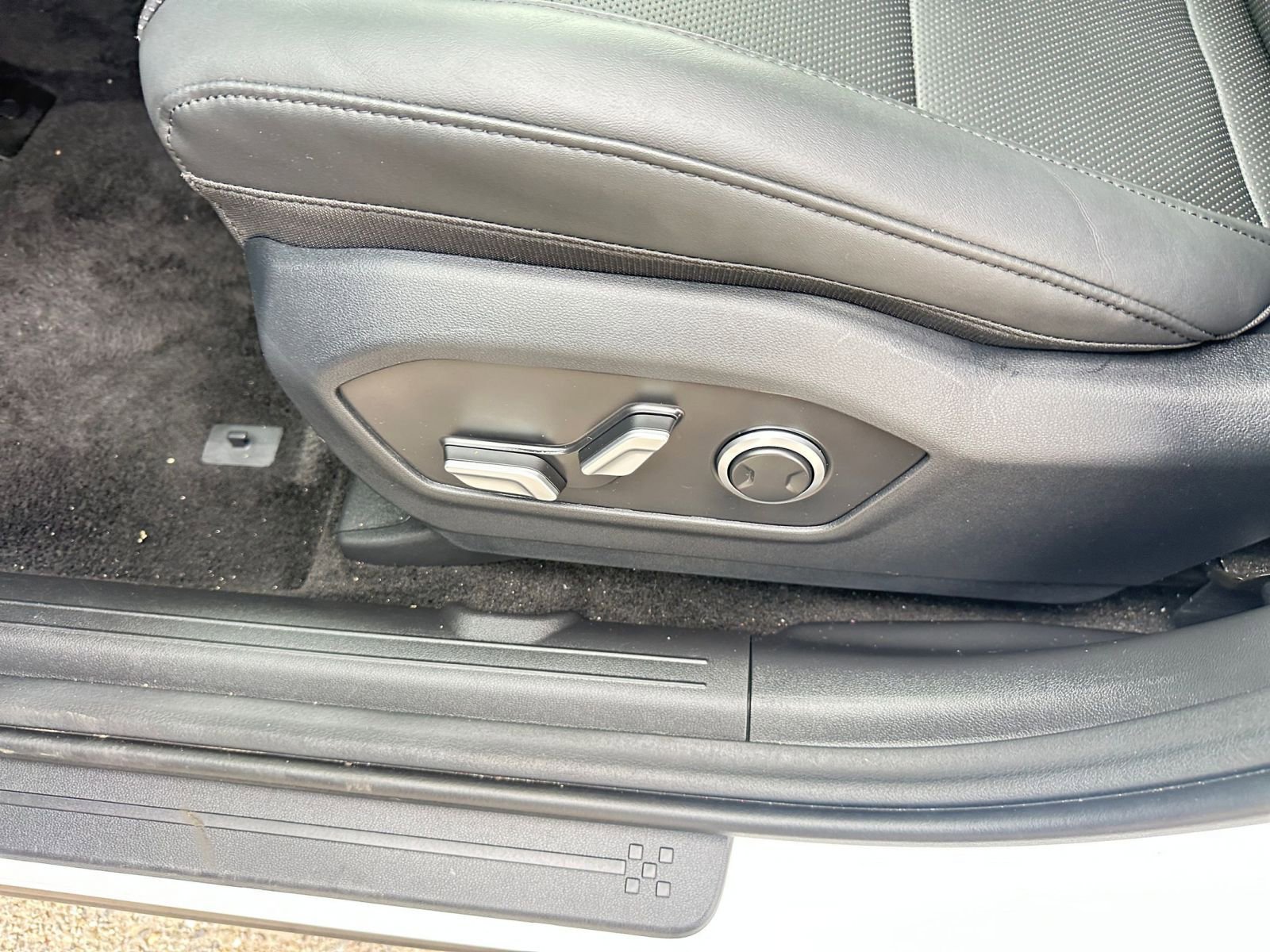 Thumbnail: 2025 Hyundai Santa Fe - 25