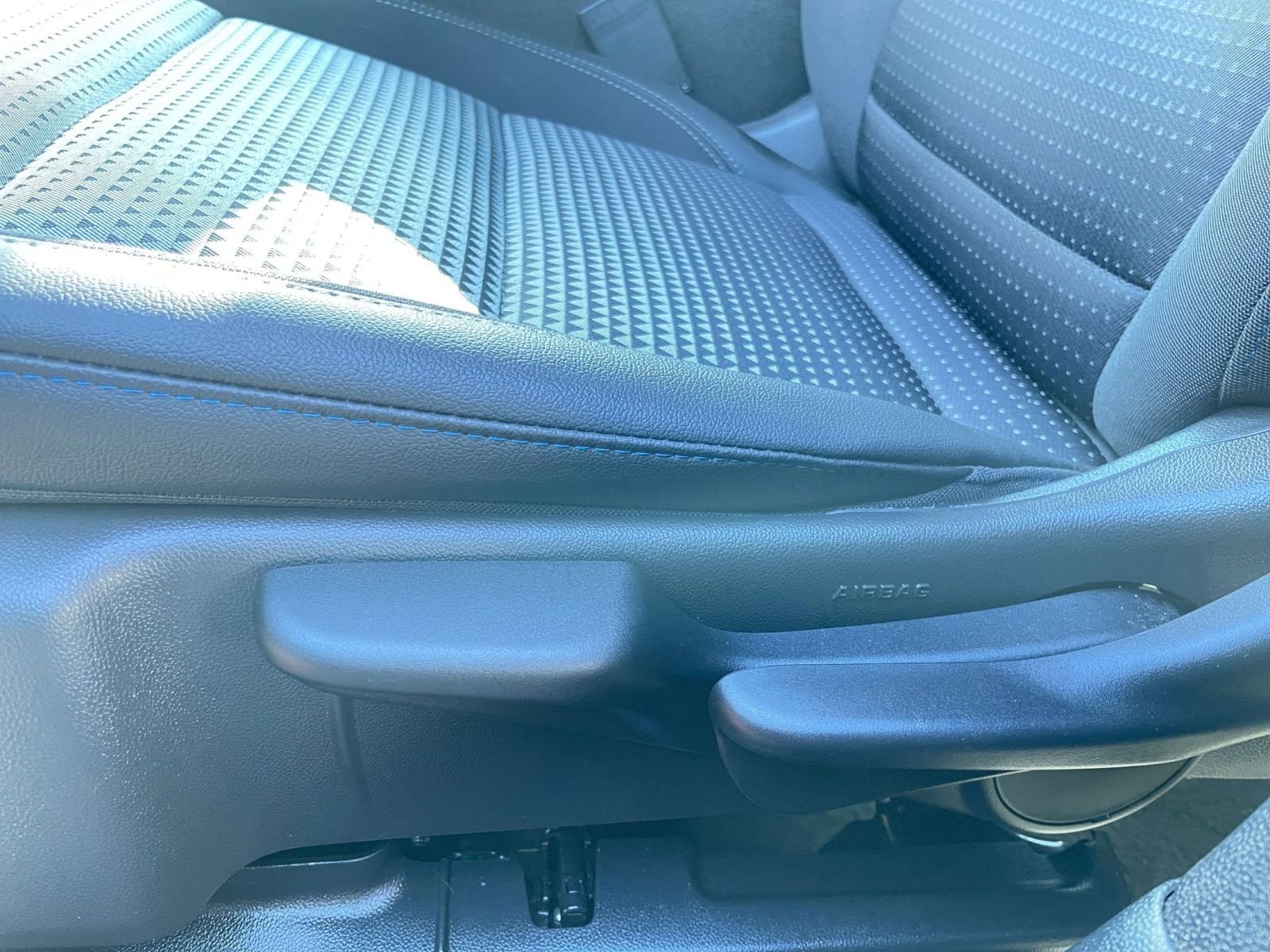 Thumbnail: 2025 Chevrolet Trax - 23