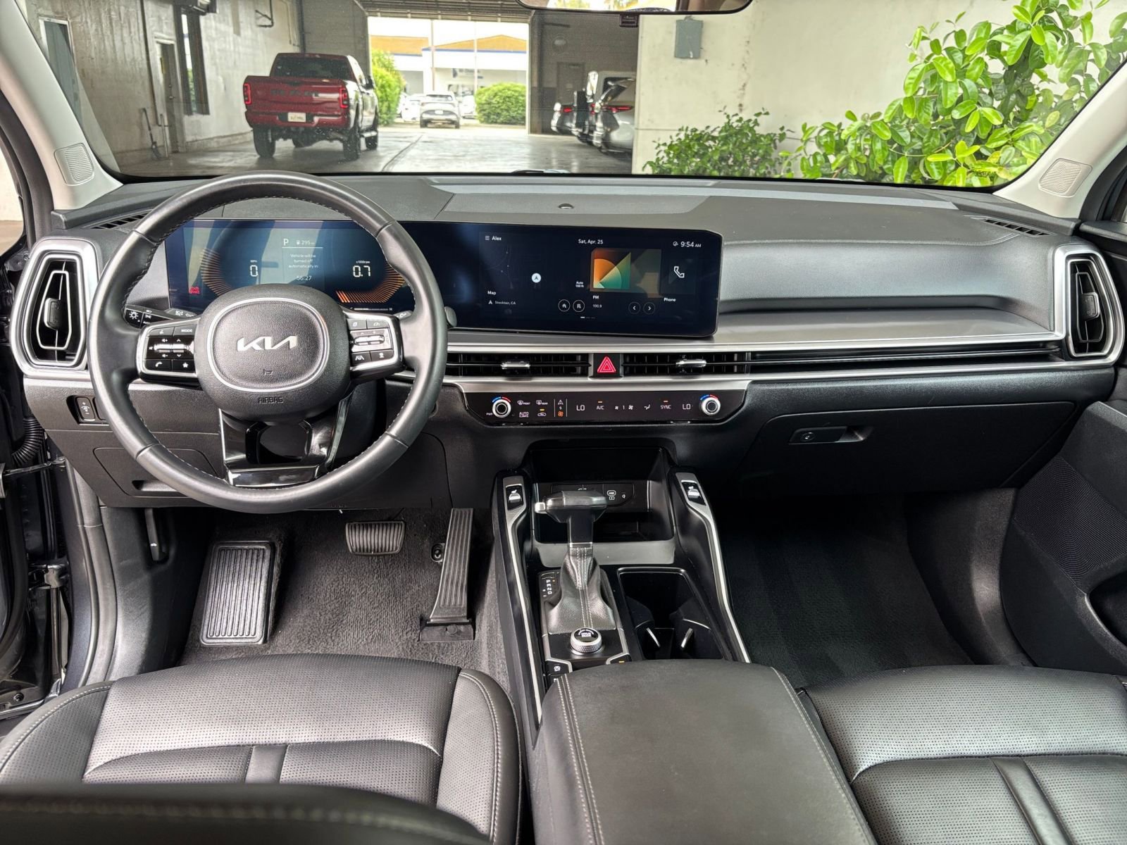 Thumbnail: 2024 Kia Sorento - 35