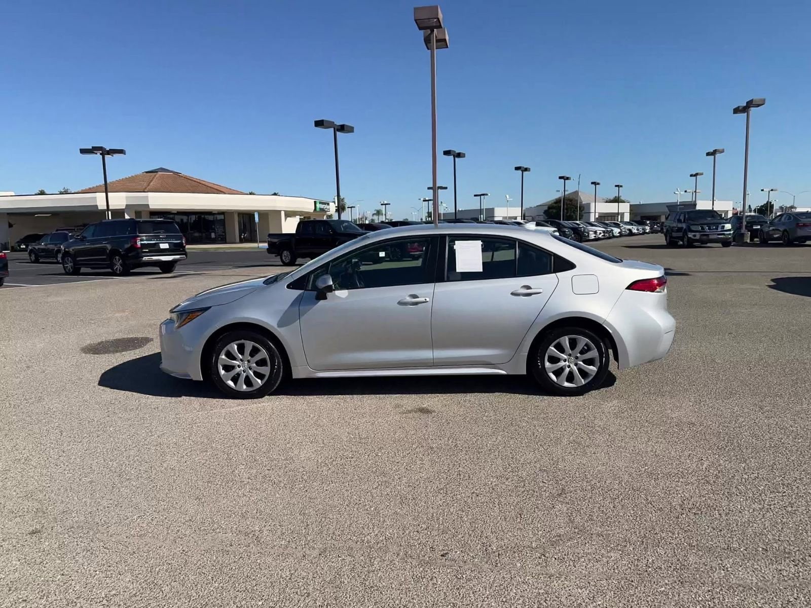 Thumbnail: 2025 Toyota Corolla - 11