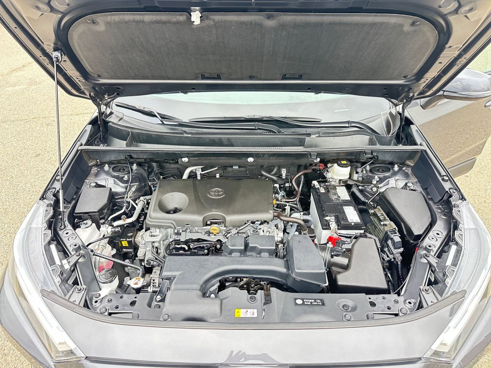 Thumbnail: 2025 Toyota RAV4 - 32