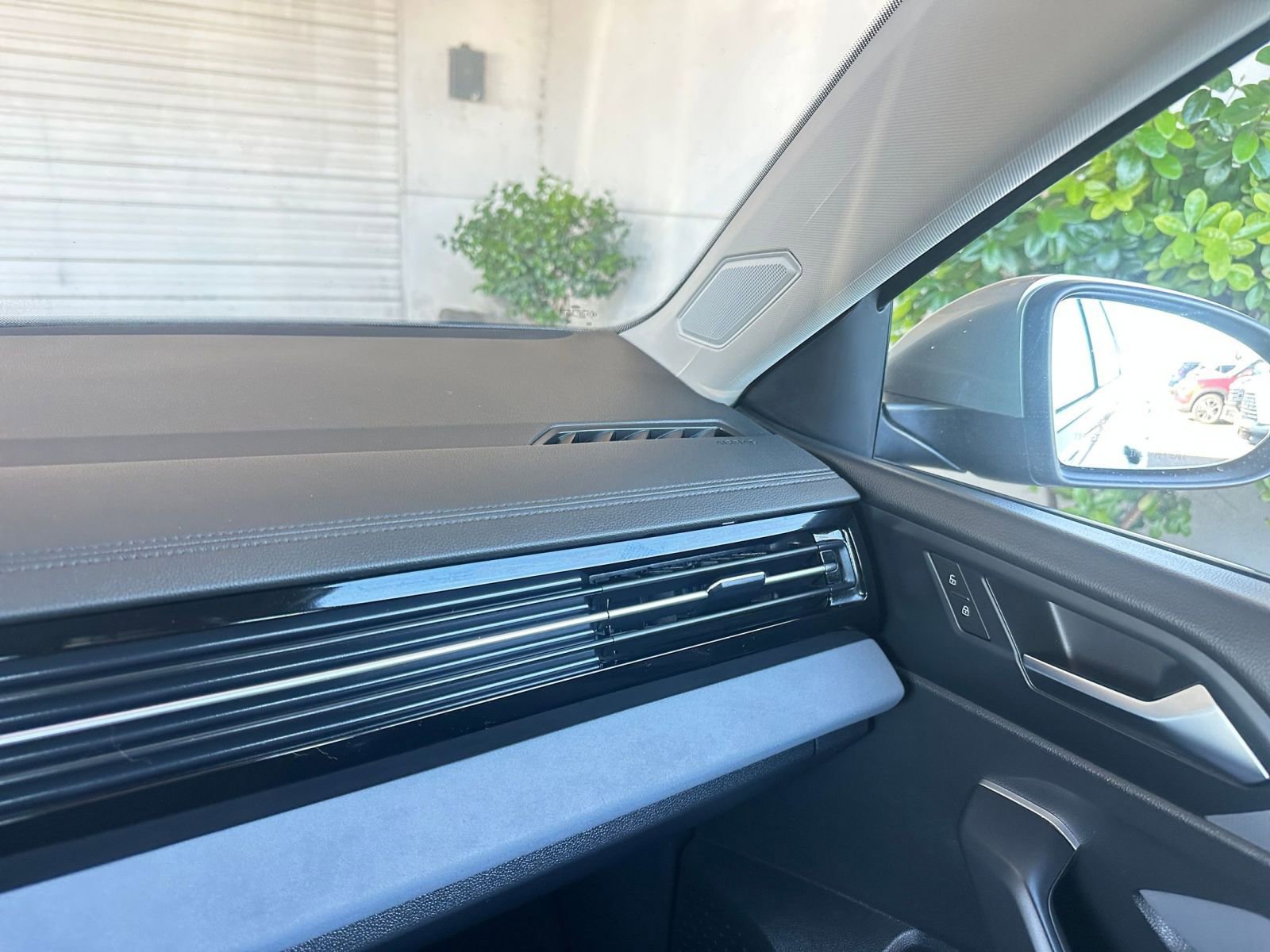 Thumbnail: 2025 Volkswagen Jetta - 35