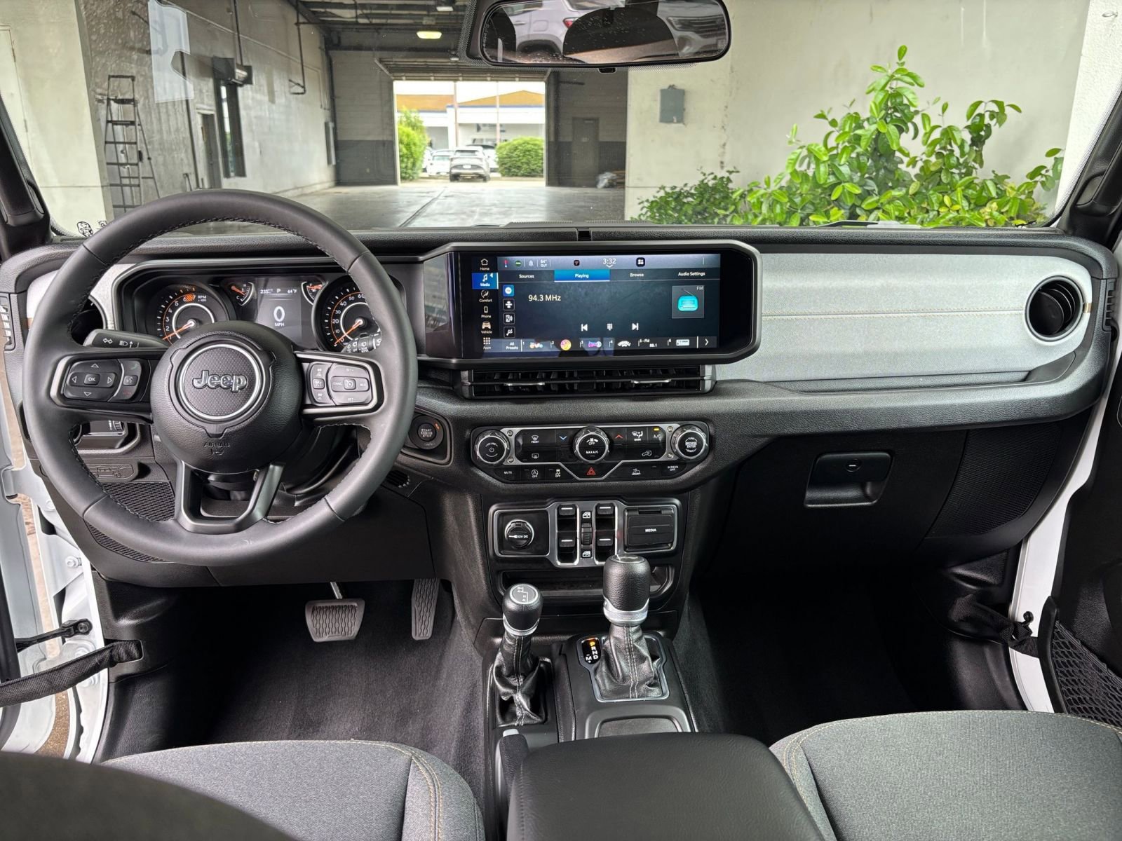 Thumbnail: 2025 Jeep Wrangler - 32