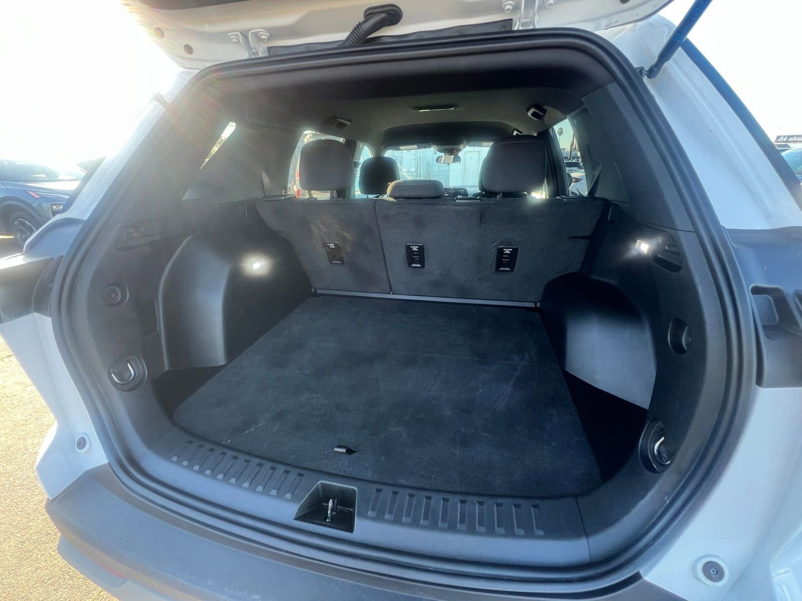 Thumbnail: 2025 Chevrolet Equinox - 31