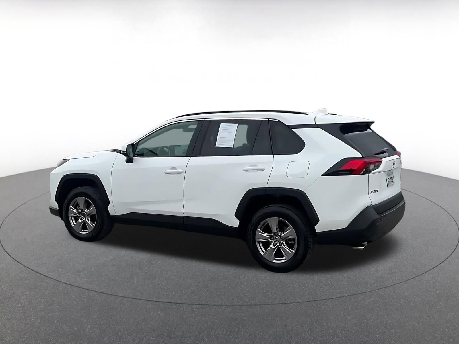 Thumbnail: 2025 Toyota RAV4 - 10