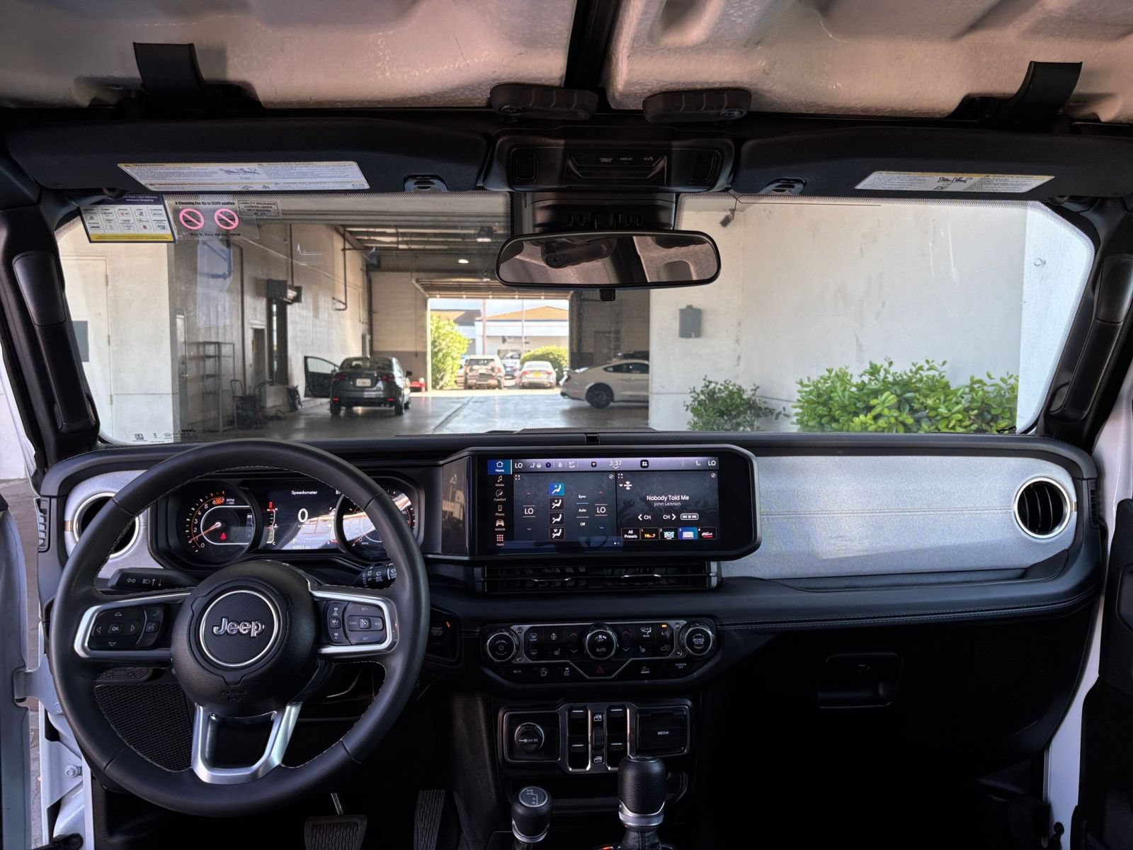 Thumbnail: 2025 Jeep Wrangler - 32