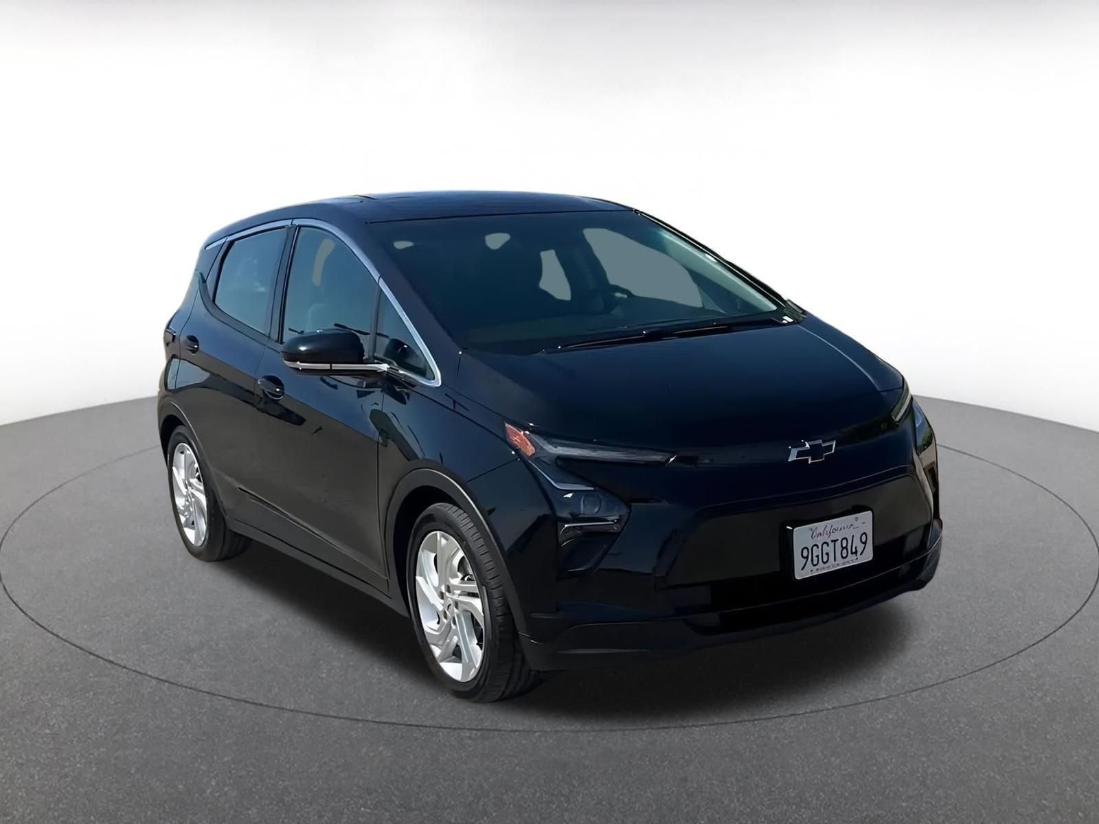 Thumbnail: 2023 Chevrolet Bolt EV - 3