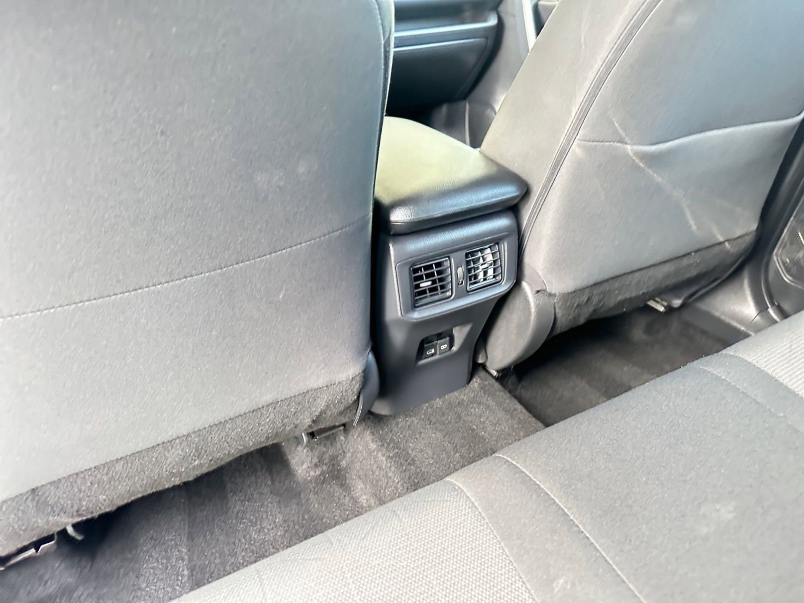 Thumbnail: 2025 Toyota RAV4 - 24