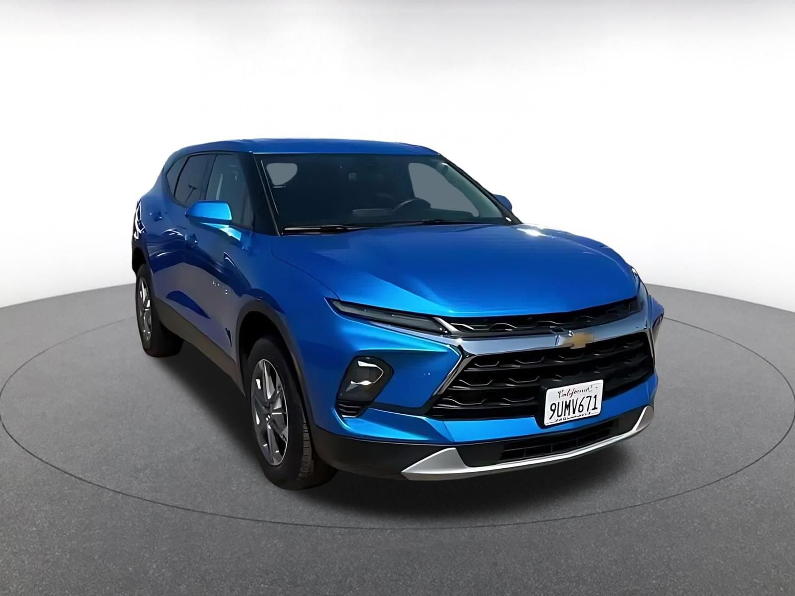 Thumbnail: 2026 Chevrolet Blazer - 4