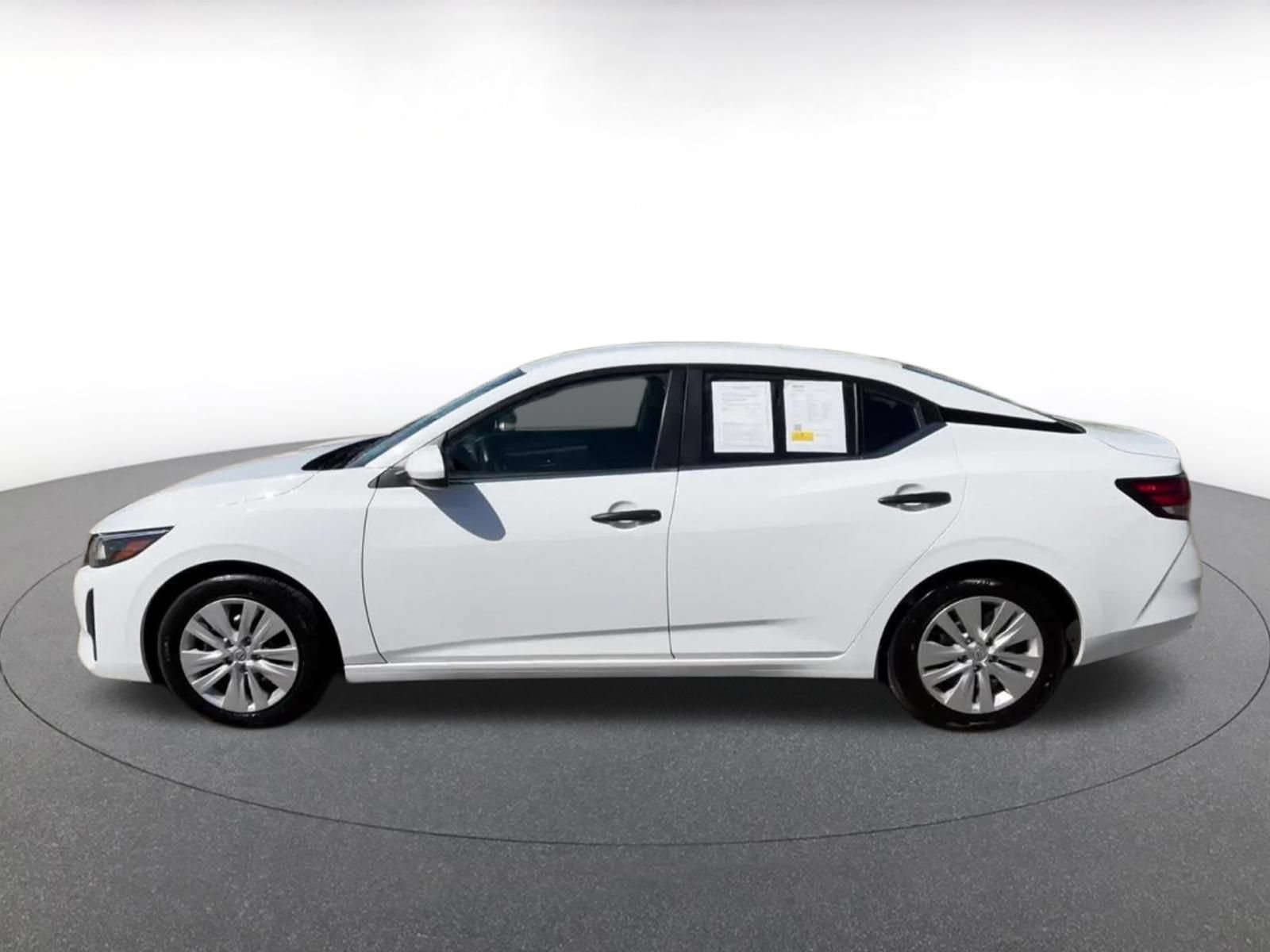 Thumbnail: 2025 Nissan Sentra - 9