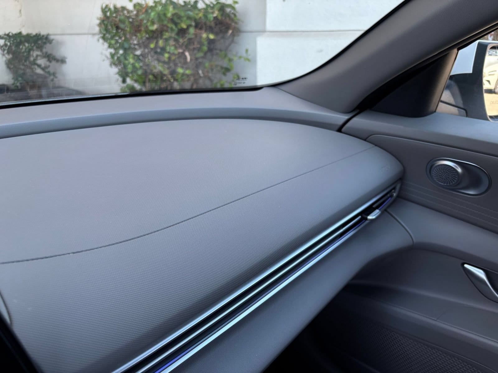 Thumbnail: 2025 Hyundai Elantra - 32