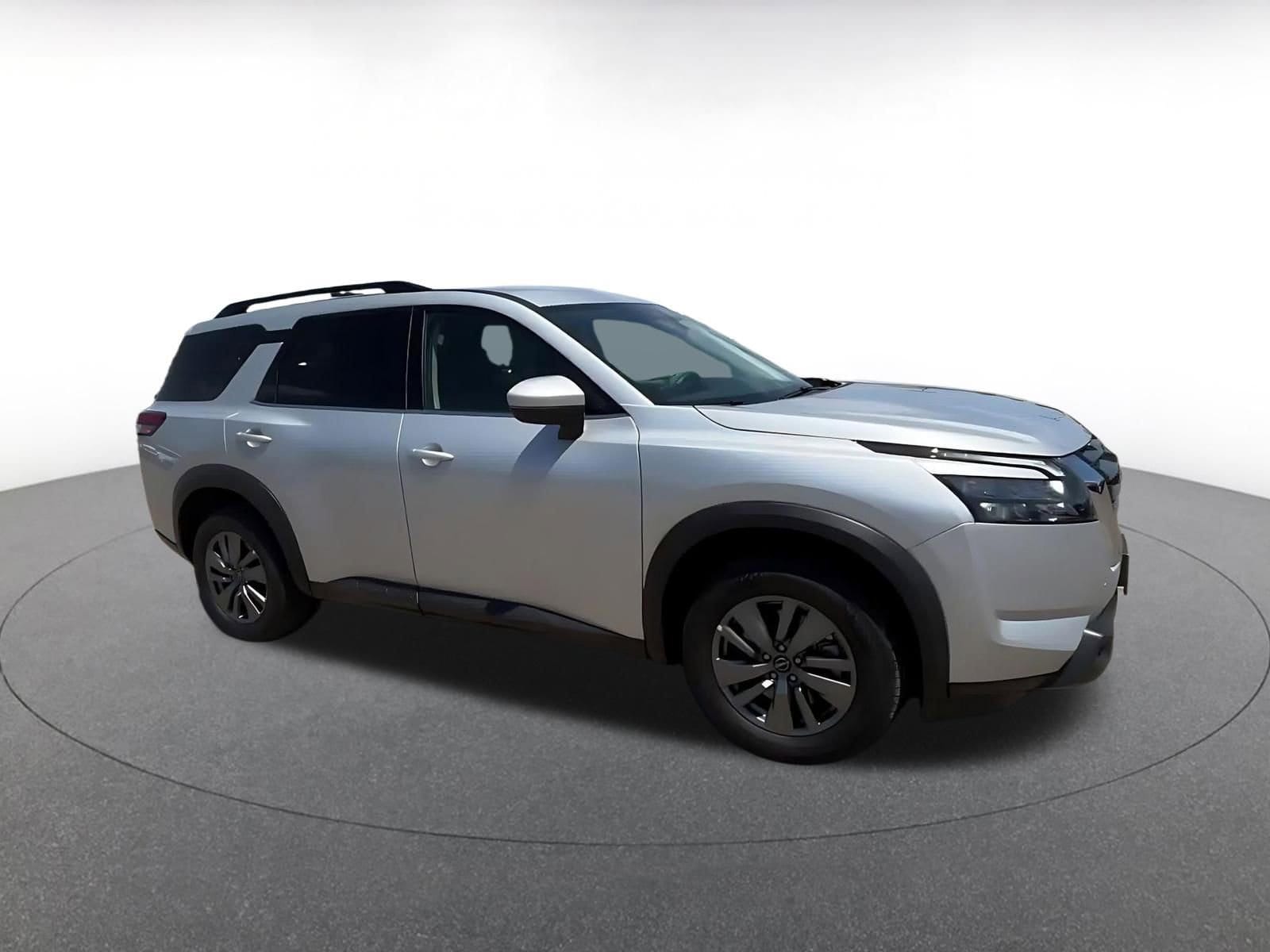 Thumbnail: 2025 Nissan Pathfinder - 2