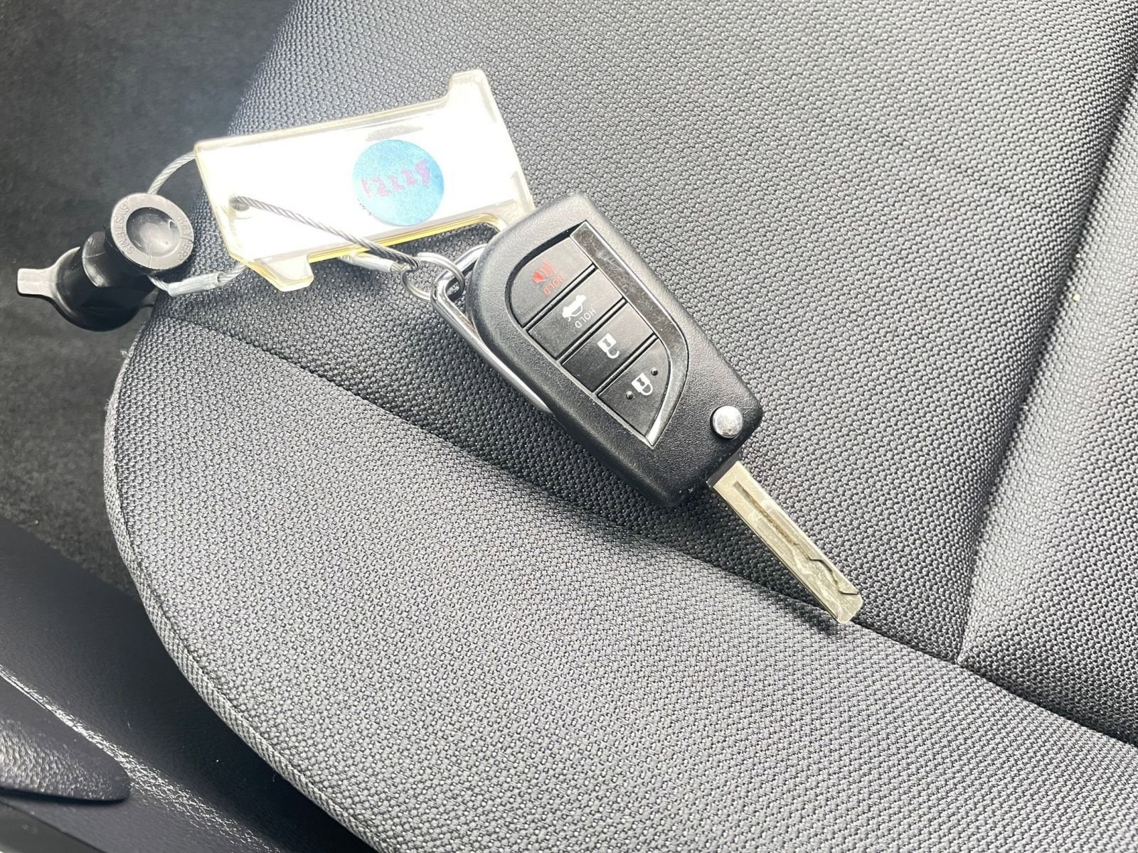 Thumbnail: 2025 Toyota Corolla - 22