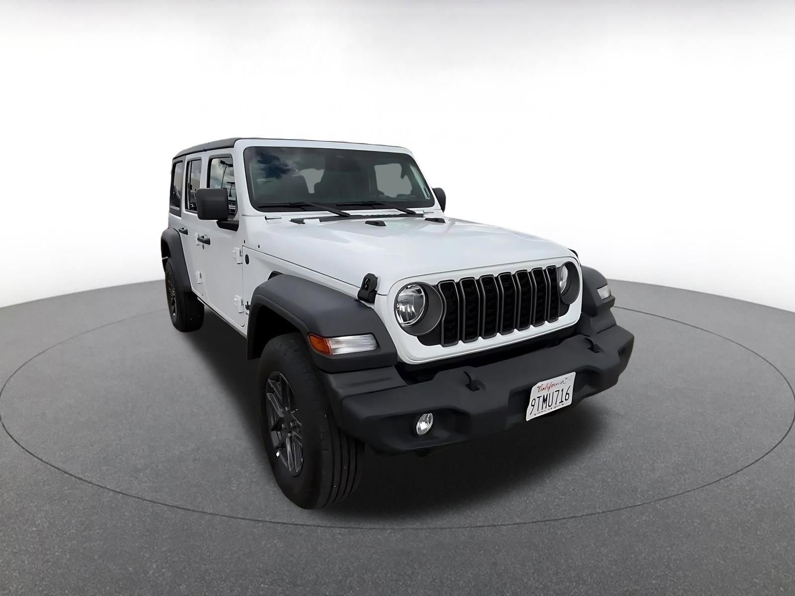 Thumbnail: 2025 Jeep Wrangler - 3
