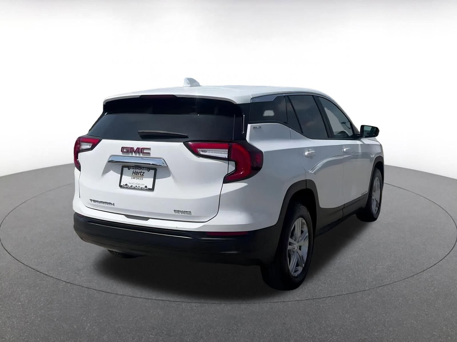 2024 GMC Terrain SLE 13