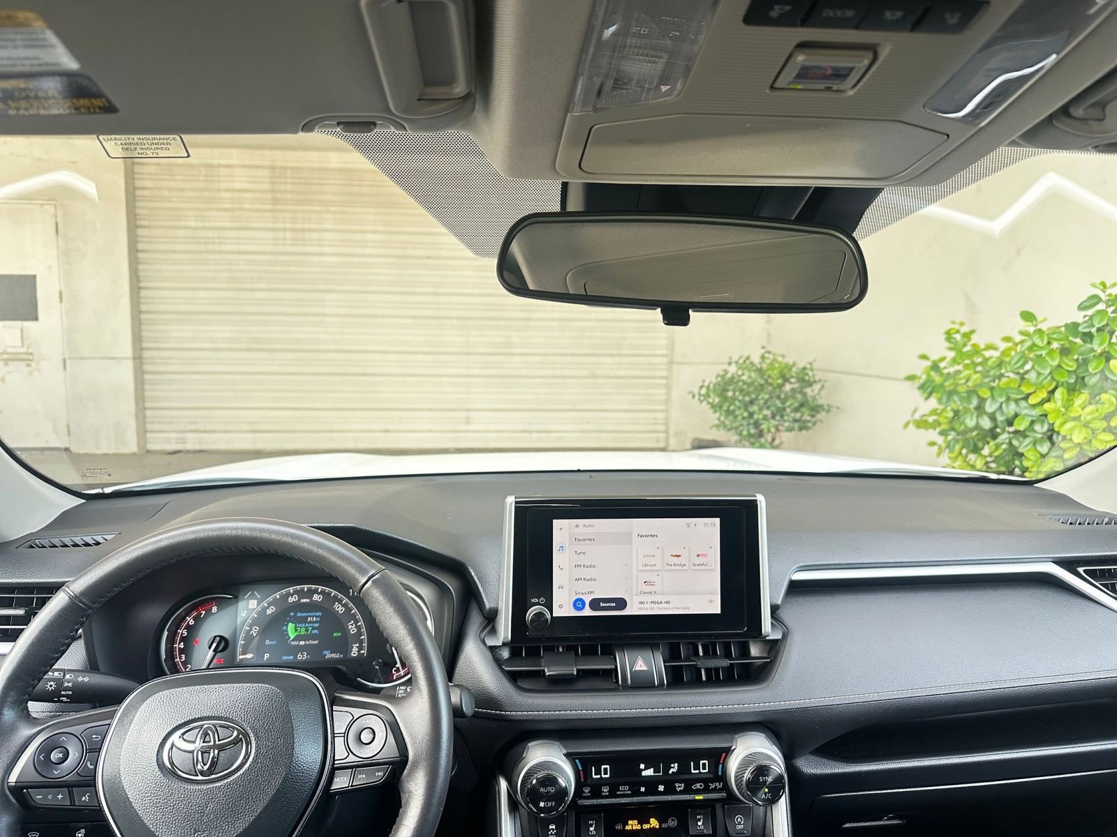 Thumbnail: 2025 Toyota RAV4 - 33