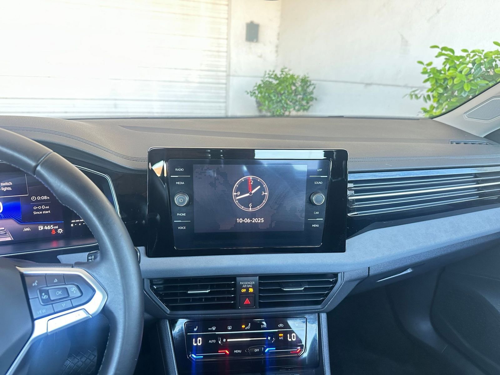 Thumbnail: 2025 Volkswagen Jetta - 21