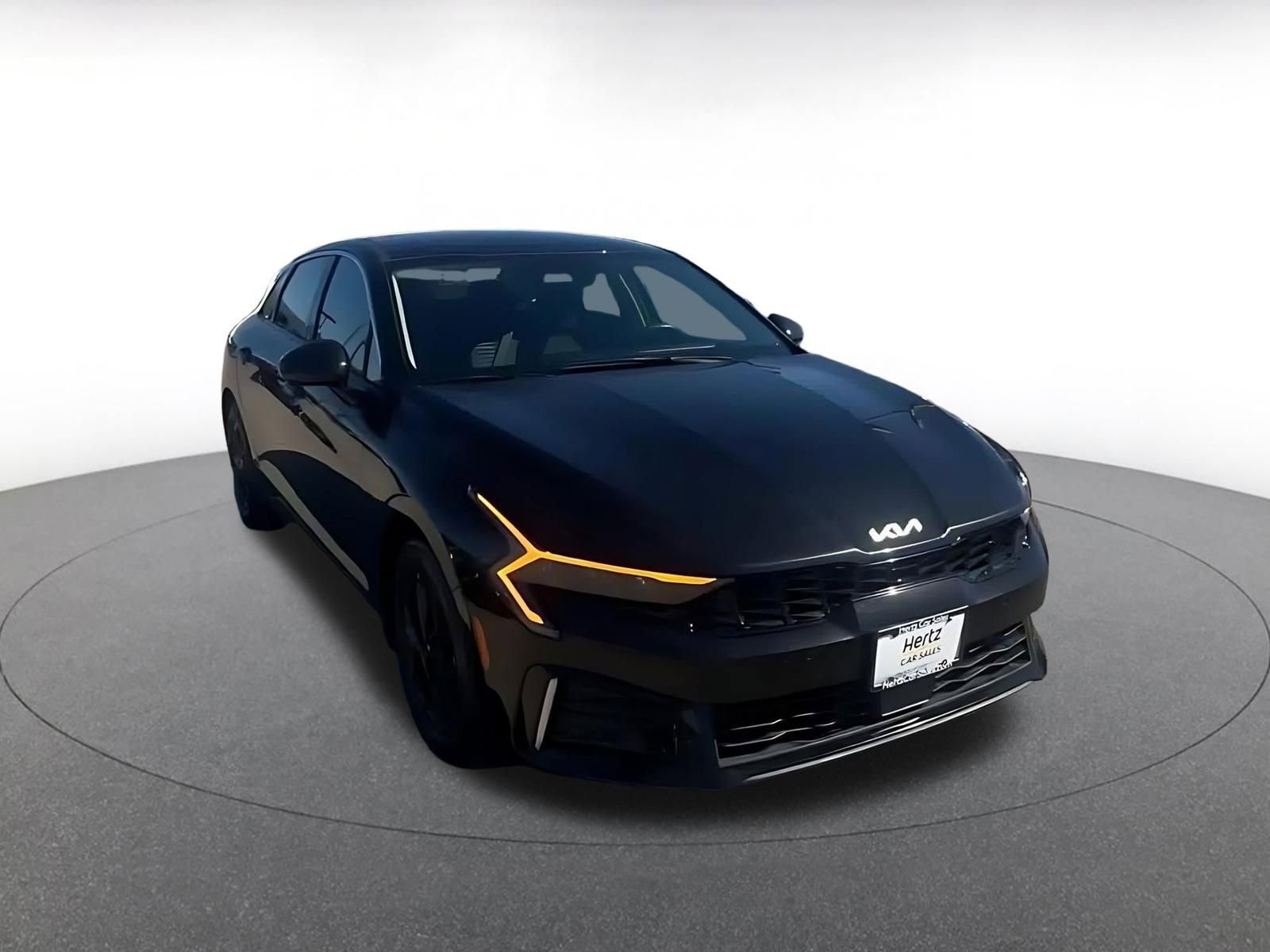 Thumbnail: 2025 Kia K5 - 3