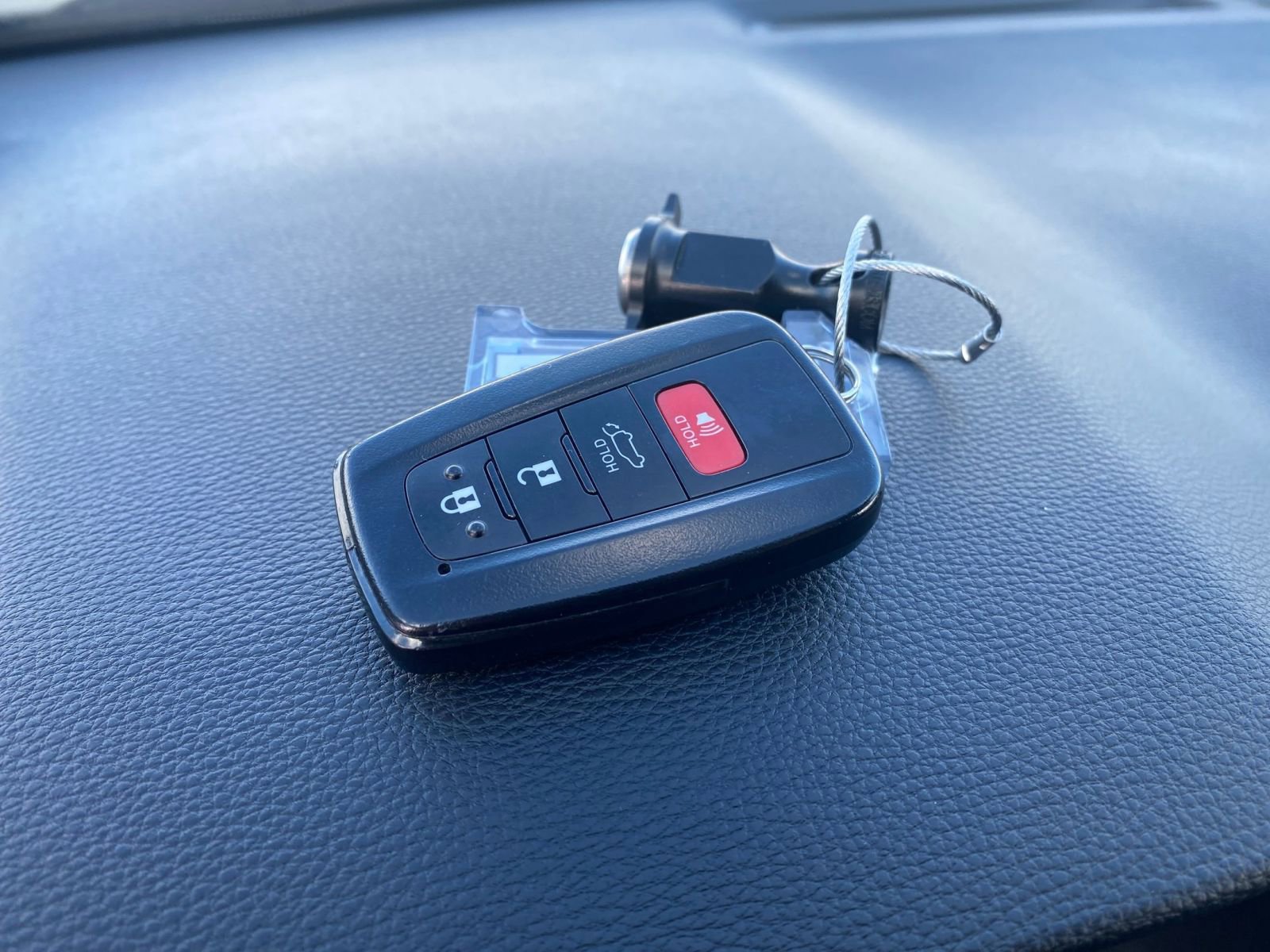 Thumbnail: 2025 Toyota RAV4 - 22