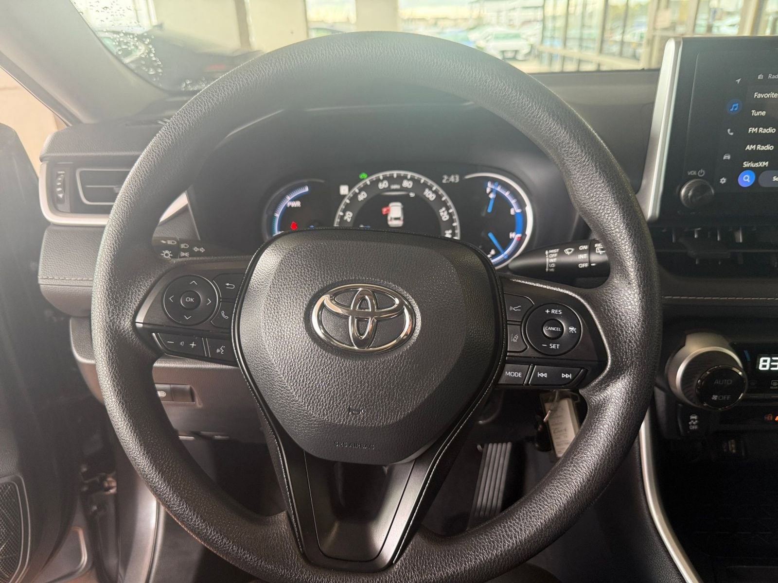 Thumbnail: 2025 Toyota RAV4 - 27