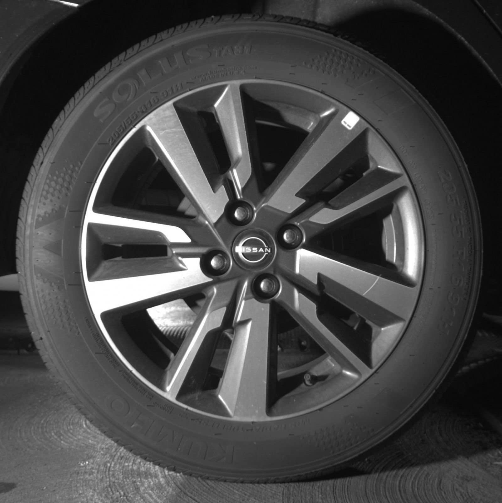 Thumbnail: 2025 Nissan Versa - 18