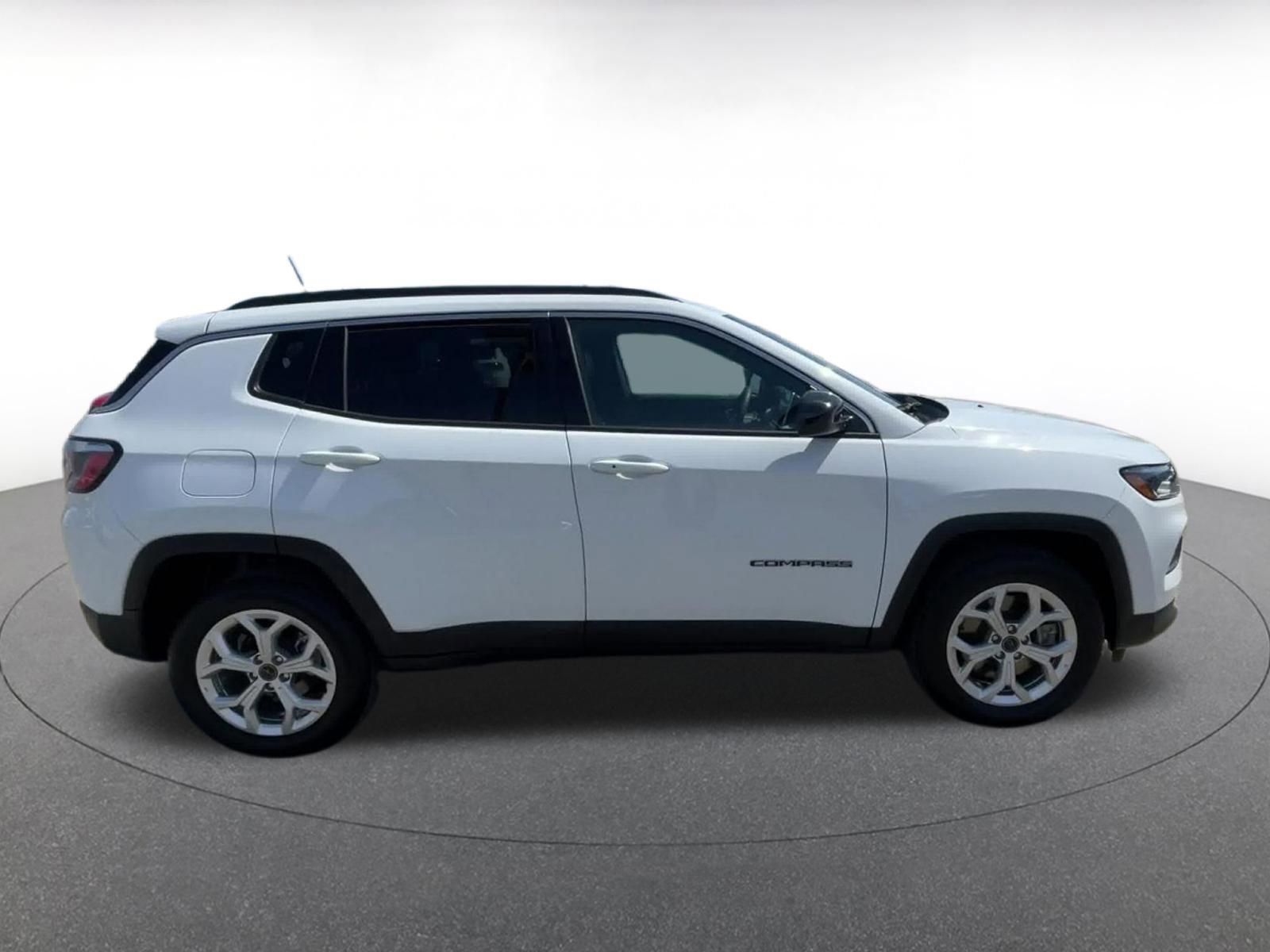 Thumbnail: 2025 Jeep Compass - 16