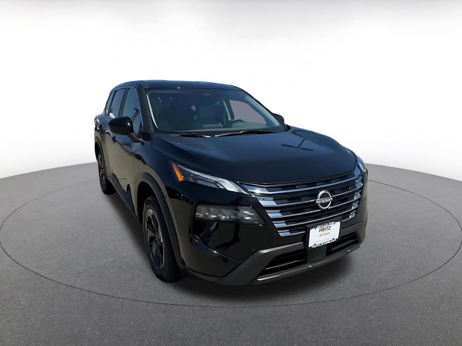 Thumbnail: 2025 Nissan Rogue - 3