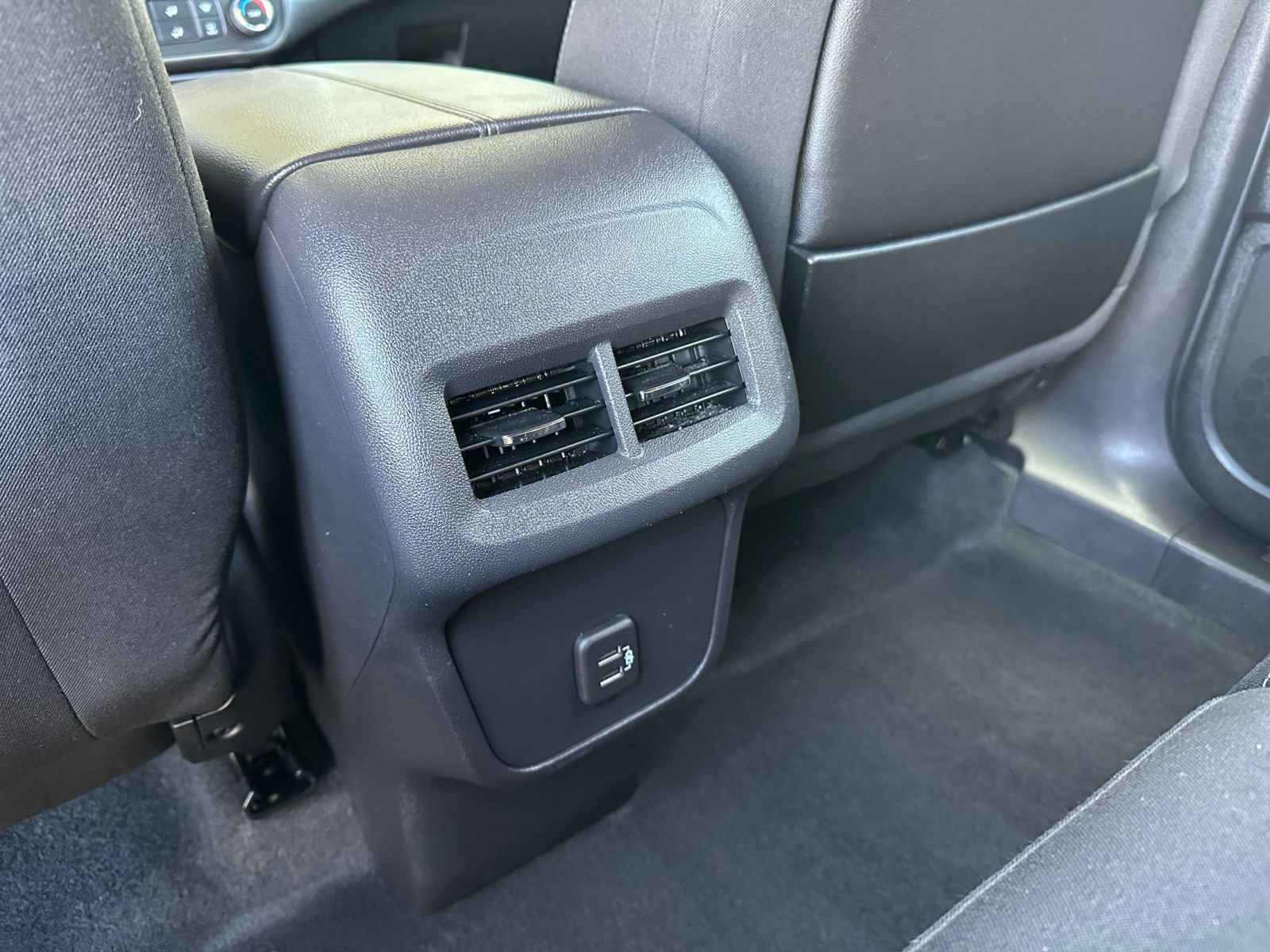 Thumbnail: 2024 GMC Terrain - 21